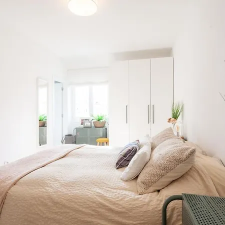 Carcavelos Central Apartment * Carcavelos (Lisbon)