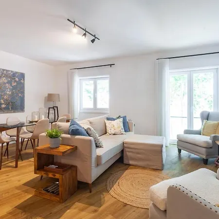 Carcavelos Central Apartment Apartamento *