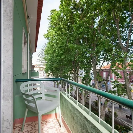 Carcavelos Central Apartment شقة