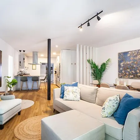 Carcavelos Central Apartment * كاركافيلو